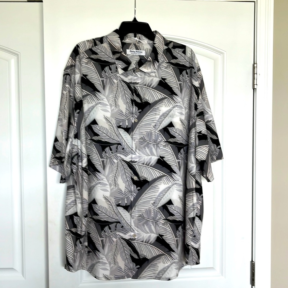 Tommy Bahama Mens “Bahama Coast” short sleeve button up shirt size 2XLB